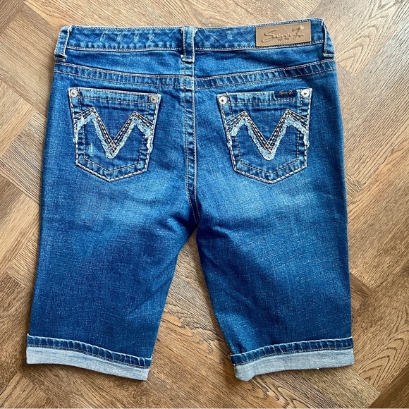 Seven7 Rolled Cuff Medium Wash Denim Blue Jean Shorts 10 - Picture 2 of 7